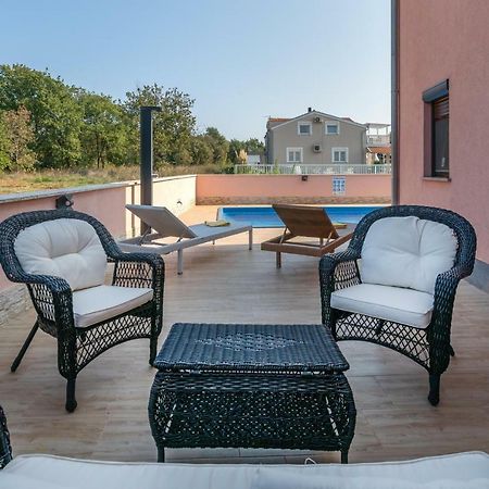 Ferienhaus Mary Ližnjan Kültér fotó